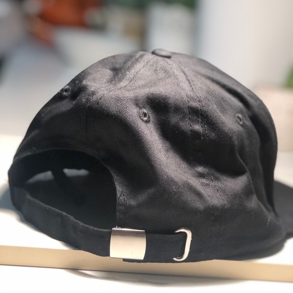 Forever 21 BATMAN hat - Picture 4 of 6